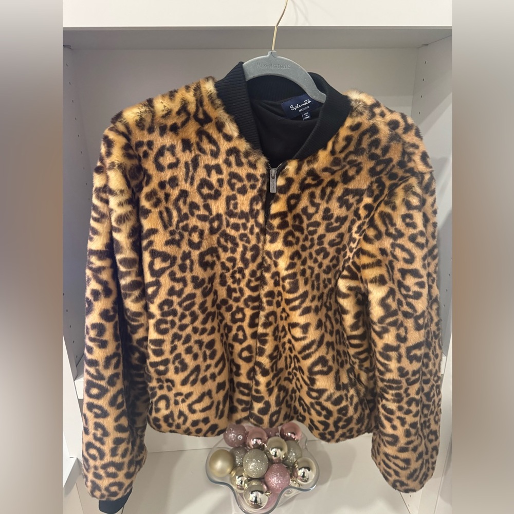 Splendid LA cheetah bomber